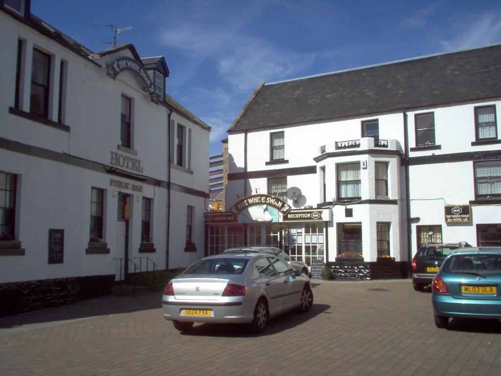The White Swan Hotel Duns Bagian luar foto